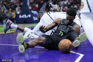 进行阵容调 进行阵容调