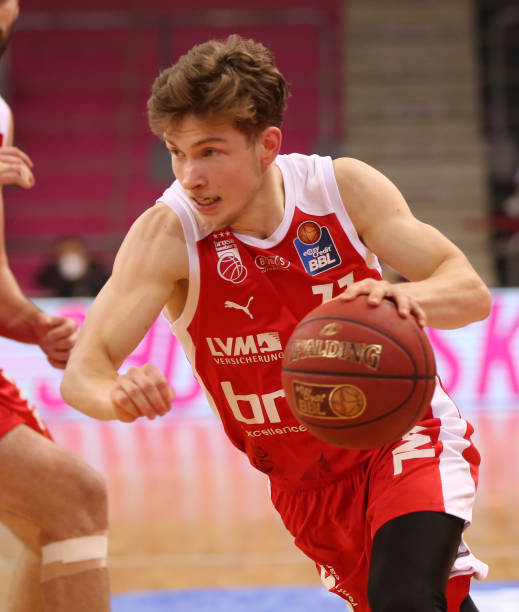 闪耀的新星 闪耀的新星