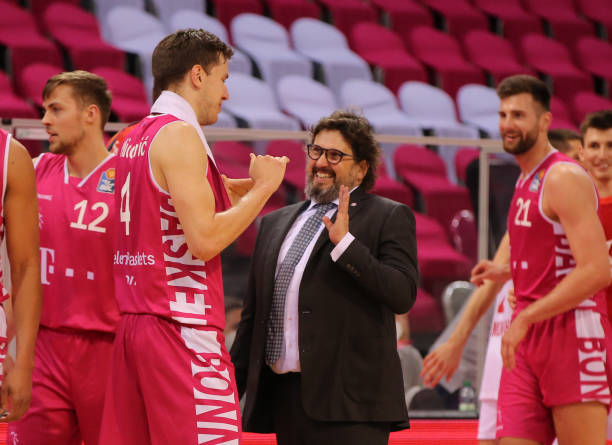 这段传奇旅 这段传奇旅